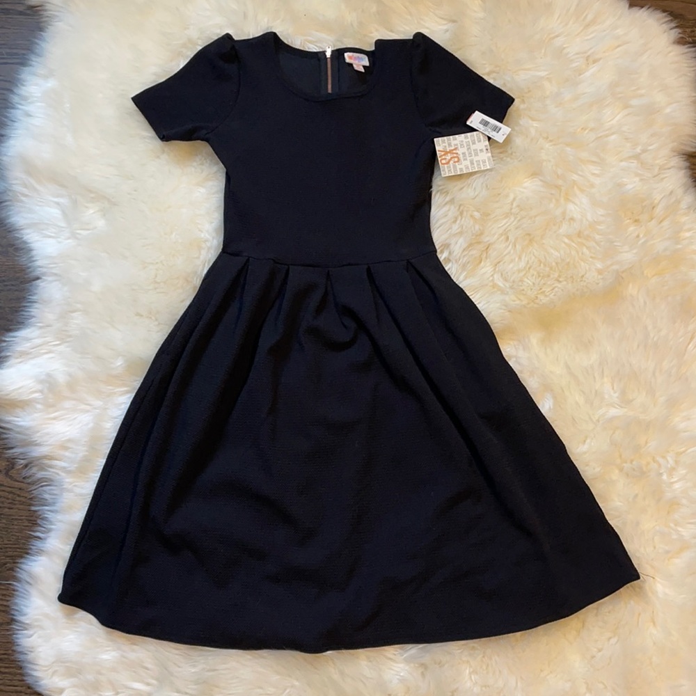 NWT Lularoe Amelia solid black dress